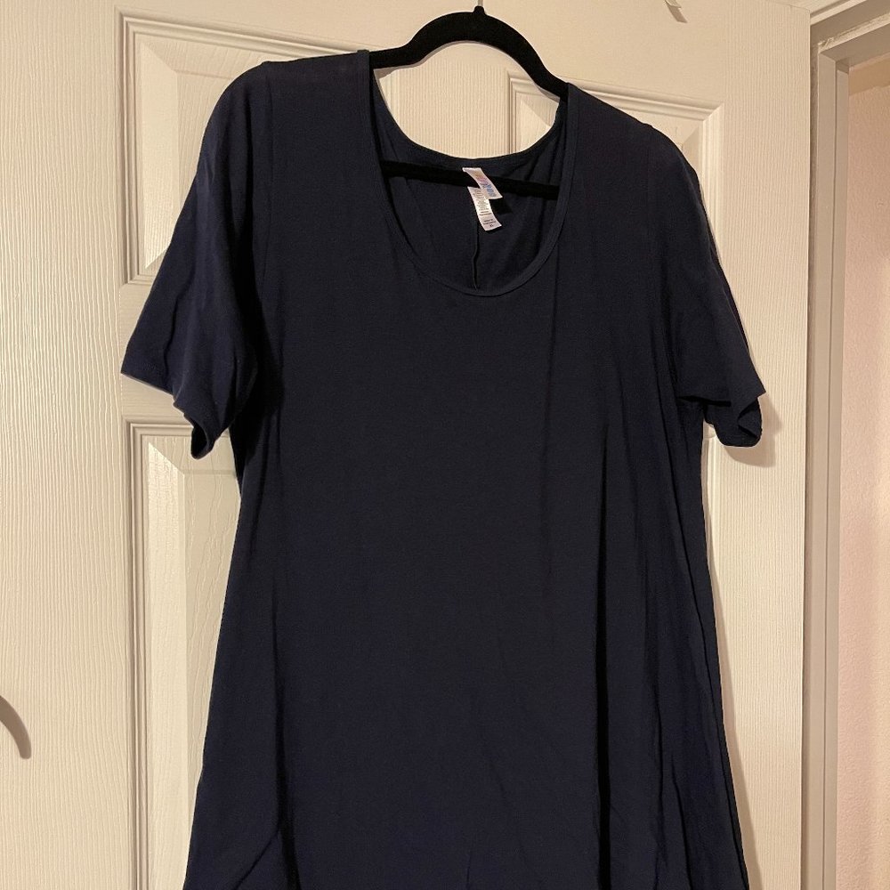 LuLaRoe Size XL Perfect Tee - Solid Navy
